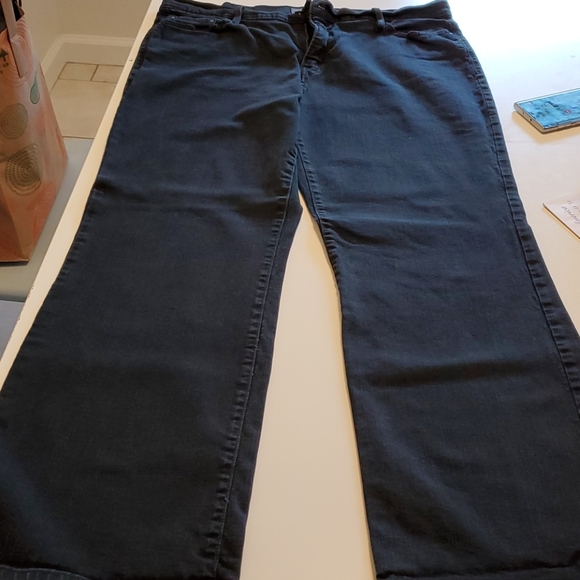 Levis perfectly slimming 512 bootcut - Picture 1 of 3